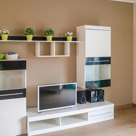 Beautiful In Mueritz Apartament